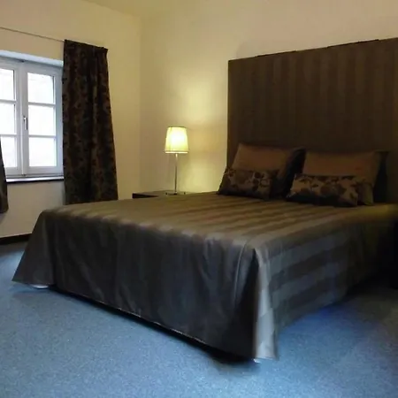 In * Comblain-au-Pont